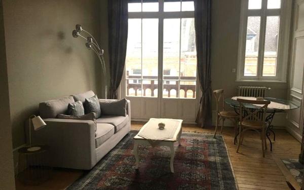 Maison à vendre    10 pièces • 405 m2 Amiens