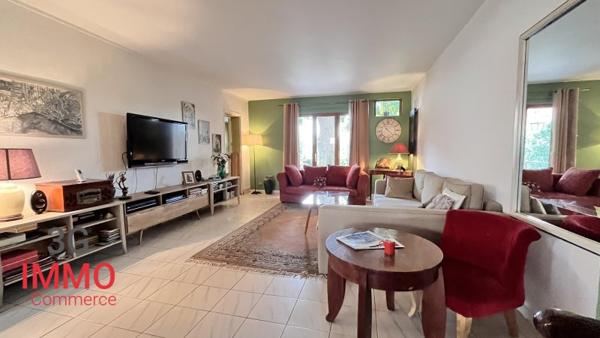 Vente murs / Local Commercial à Corbeil-Essonnes (91100)