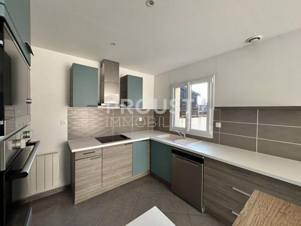 En exclusivité COULON pavillon de plain-pied 3 chambres jardin et garage.