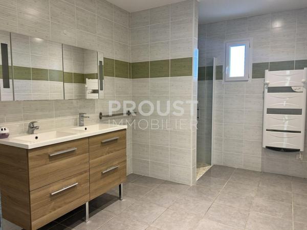 En exclusivité COULON pavillon de plain-pied 3 chambres jardin et garage.