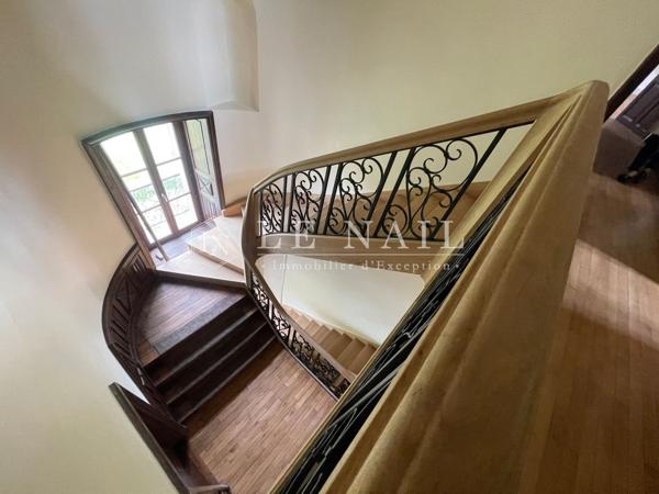 Magnifique château 19e siècle aux portes de Poitiers