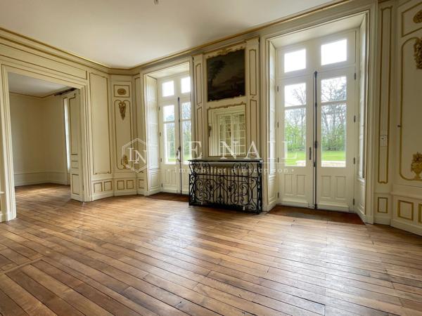 Magnifique château 19e siècle aux portes de Poitiers
