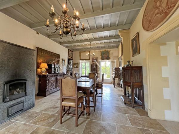 Logis charentais avec gîtes au cœur du Marais Poitevin, à 35 min de La Rochelle