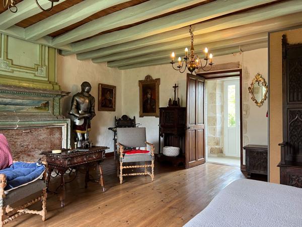 Logis charentais avec gîtes au cœur du Marais Poitevin, à 35 min de La Rochelle
