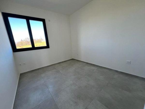 Maison Mitoyenne neuve 90m² avec jardin 225m² Civens