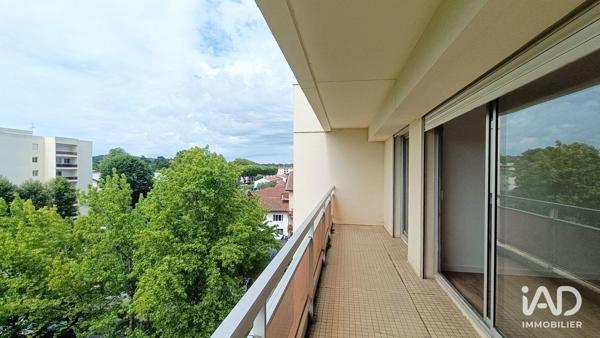 Location appartement 2 pièces 51 m² Bayonne