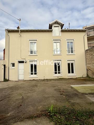 Maison 3 pièces - 90 m²
