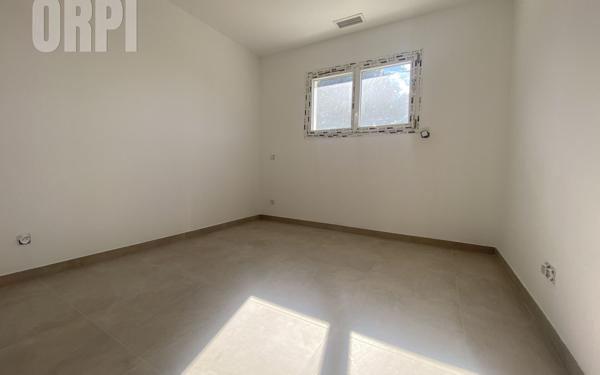 Maison à vendre    5 pièces •  Carpentras
