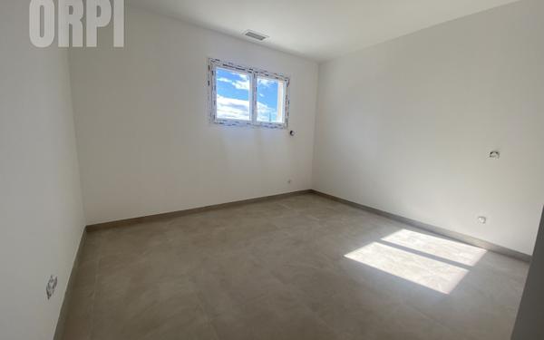 Maison à vendre    5 pièces •  Carpentras