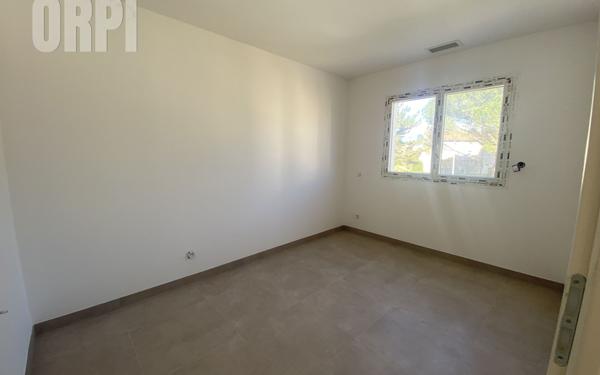 Maison à vendre    5 pièces •  Carpentras