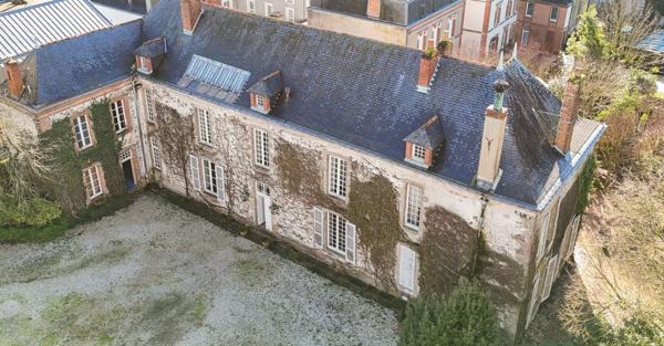 Vente Maison de luxe Cholet 17 Pièces 510 m²