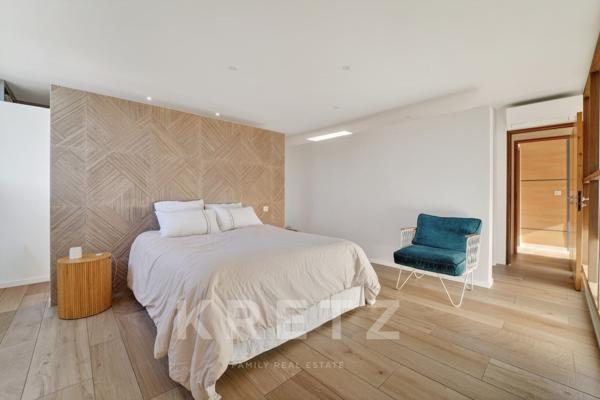 Maison Loft Industriel 190m² Piscine Jacuzzi Pool-House Garage - Nîmes