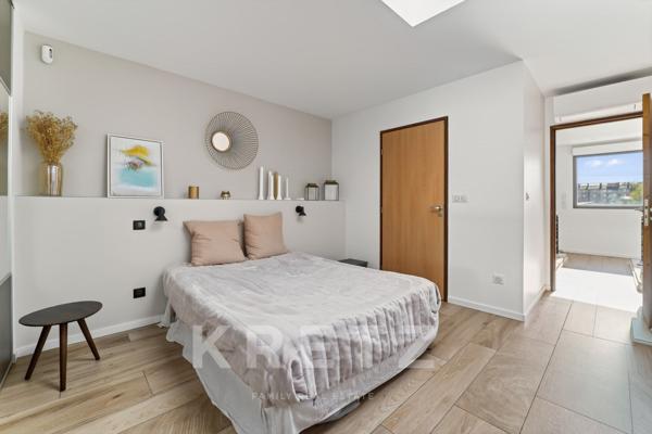 Maison Loft Industriel 190m² Piscine Jacuzzi Pool-House Garage - Nîmes