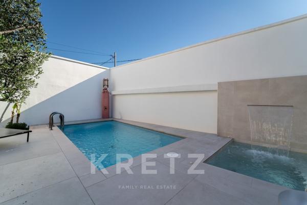 Maison Loft Industriel 190m² Piscine Jacuzzi Pool-House Garage - Nîmes