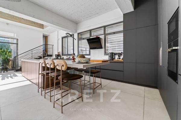 Maison Loft Industriel 190m² Piscine Jacuzzi Pool-House Garage - Nîmes