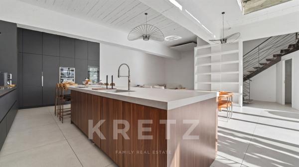 Maison Loft Industriel 190m² Piscine Jacuzzi Pool-House Garage - Nîmes