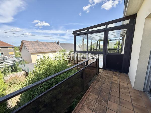 Maison
         5 pièces
        - 104 m² 200 000 € *