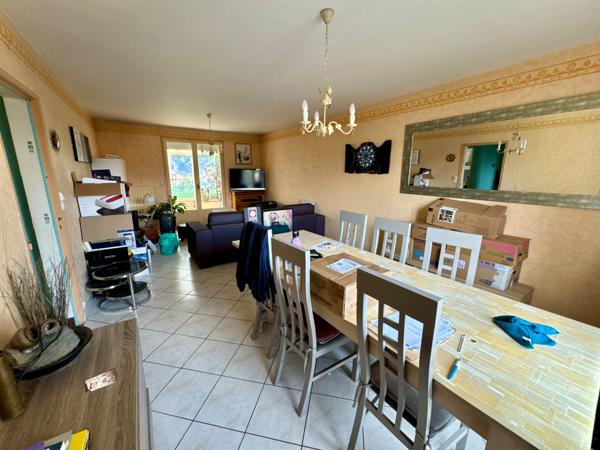 Pavillon 3 chambres avec terrasse et jardin