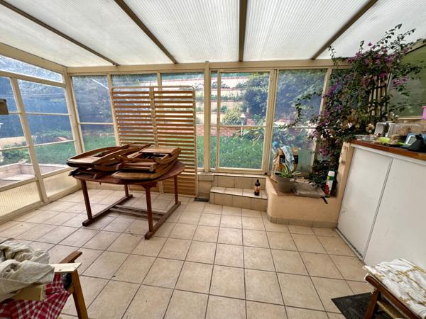 Pavillon 3 chambres avec terrasse et jardin