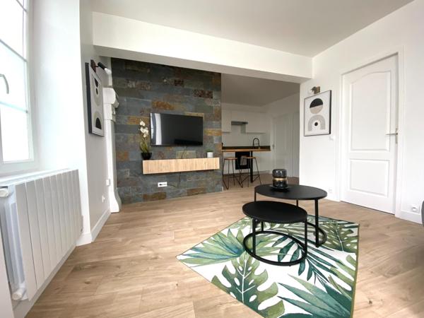 APPARTEMENT NEUF AVEC TERRASSE A DEUX PAS DE LA MER ET COMMERCES !