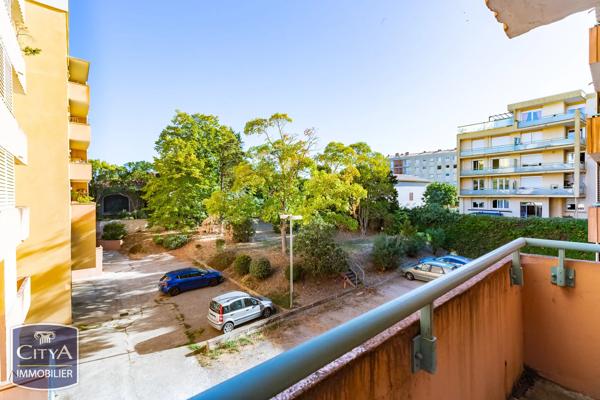 Appartement à vendre 3 pièces 80m² Carcassonne (11000)