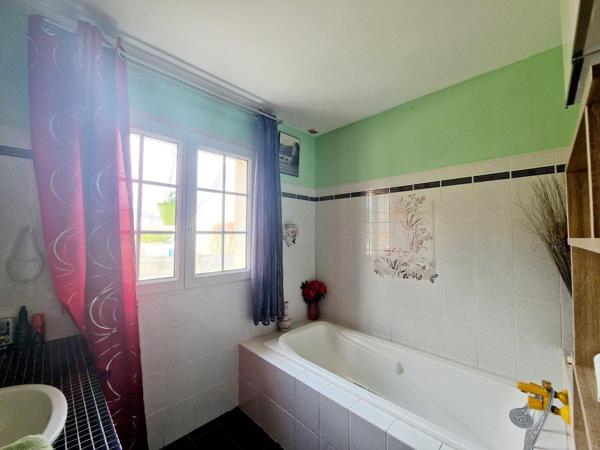 URGENT CHARMANTE MAISON NÉO-BRETONNE À ROSCOFF