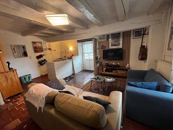 jolie maison de bourg avec cachet de l'ancien !