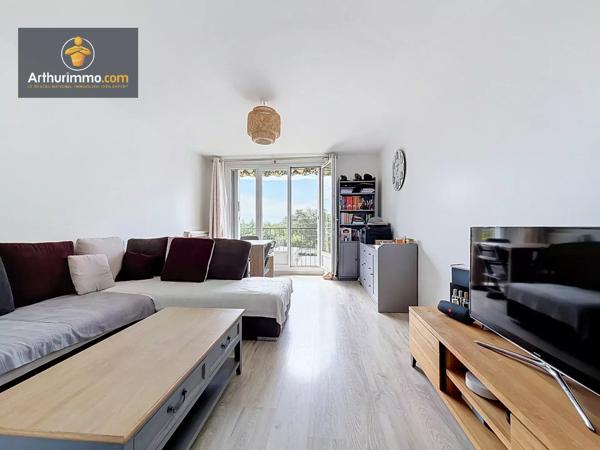 Vente                                                      Appartement
                        
                     3 pièces                      60 m2                     à Soisy-sous-Montmorency