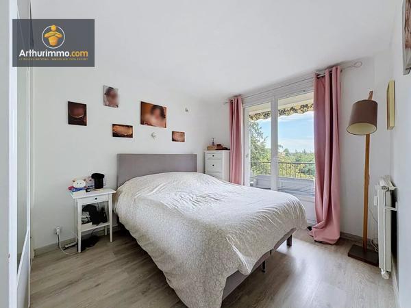 Vente                                                      Appartement
                        
                     3 pièces                      60 m2                     à Soisy-sous-Montmorency