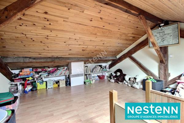 Maison plain-pied de 88m² avec grand terrain de 836m² et garage à Décines-Charpieu