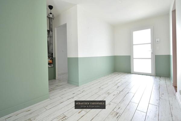 Propriété T5 contemporaine avec piscine proche centre