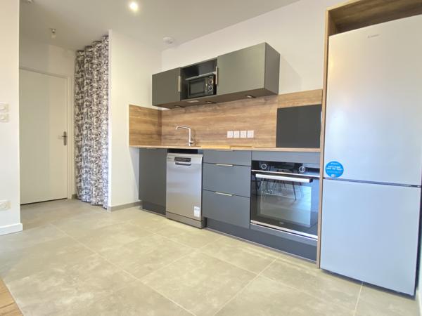 T2 rez-de-jardin 42.84 M² MEUBLÉ toutes charges et consommations comprises