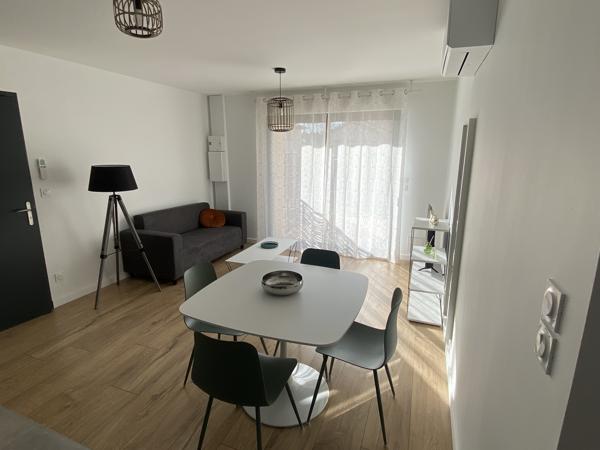 T2 rez-de-jardin 42.84 M² MEUBLÉ toutes charges et consommations comprises