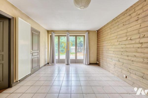 CLICHY-SOUS-BOIS (Seine-Saint-Denis) - Maison 7 pièces principales