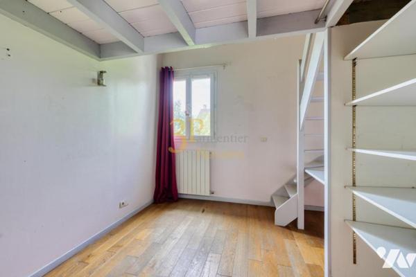 CLICHY-SOUS-BOIS (Seine-Saint-Denis) - Maison 7 pièces principales