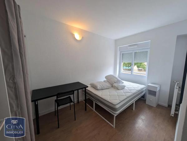 Appartement à louer 5 pièces 104m² Bordeaux (33300)