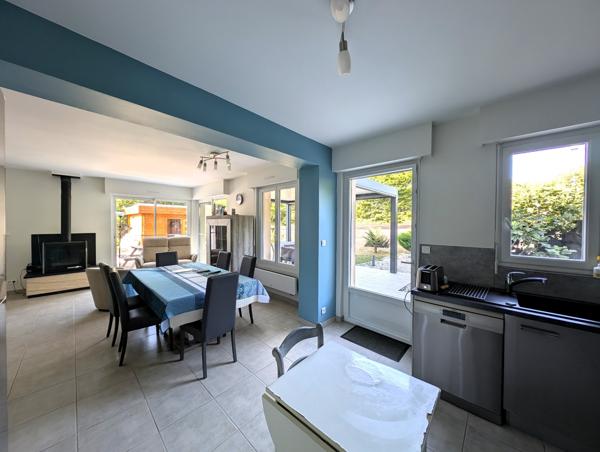 56190 ARZAL-Maison à deux Pas du Port- 4 chambres dont 1 au rdc - garages