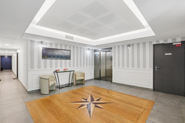 "Appartement d’Exception avec Terrasse et Piscine – Clé en Main, Vue Nature !"