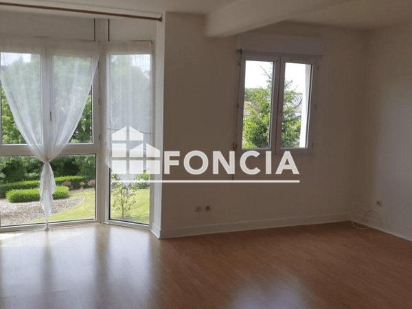 Location Appartement 3 pièces 66.75 m² - 4 CLOS DU VIEUX FOSSE Chartres 28000