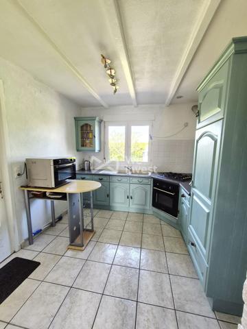 Maison semi individuelle, garage et jardin