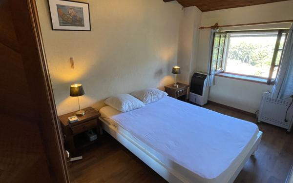 Maison à vendre    6 pièces • 178 m2 Saint-Cyr-sur-Mer