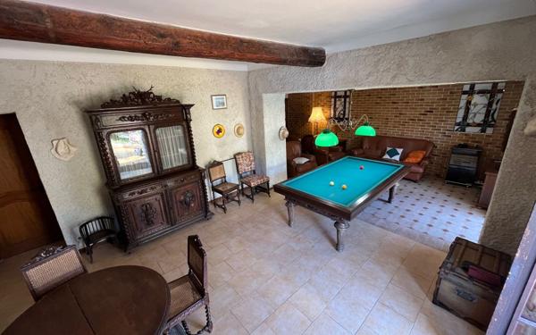 Maison à vendre    6 pièces • 178 m2 Saint-Cyr-sur-Mer