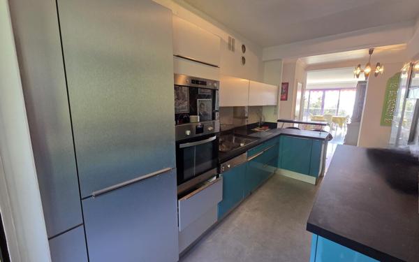 Appartement à louer    3 pièces •  Nice