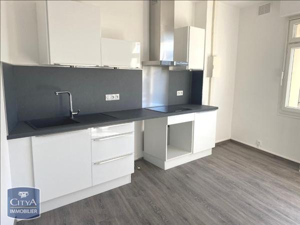 Appartement à louer 4 pièces 116.3m² Brive-la-Gaillarde (19100)