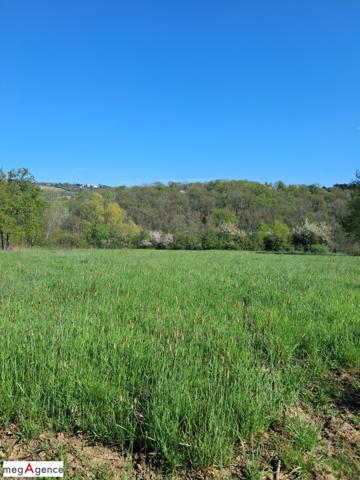 Terrain à CUSSET, 03300 - 2569m²