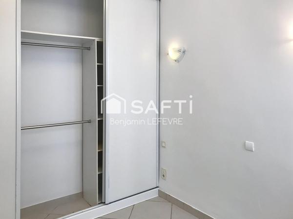 LES CATALANS / AU CALME SUR COUR