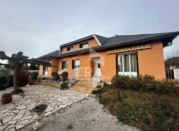 Grande maison familiale - 5 chambres & sous sol total