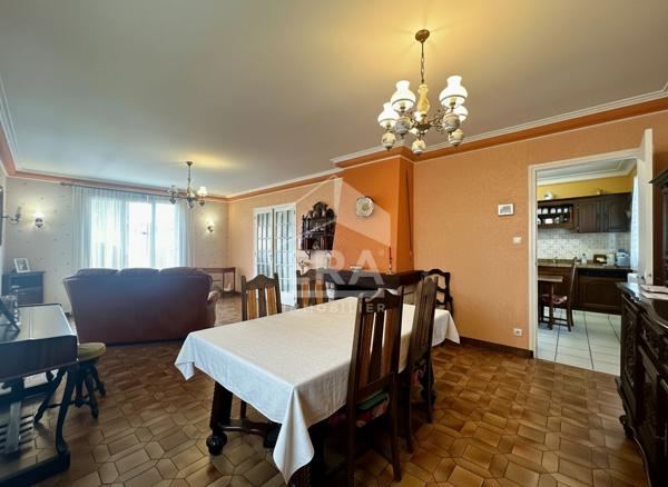 Grande maison familiale - 5 chambres & sous sol total