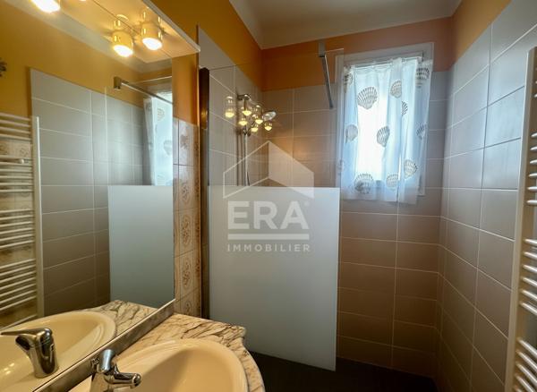 Grande maison familiale - 5 chambres & sous sol total