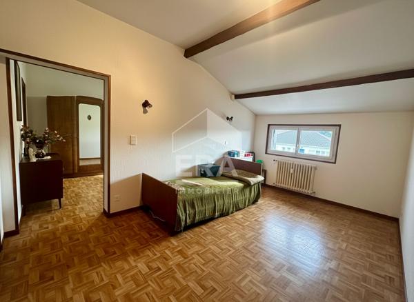 Grande maison familiale - 5 chambres & sous sol total